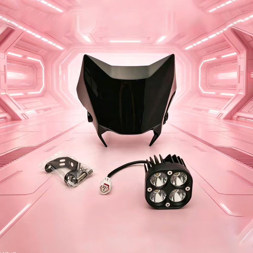 Tech Accessories For Work - Wintai-Tech Yozma Connector 4*4 Square LED