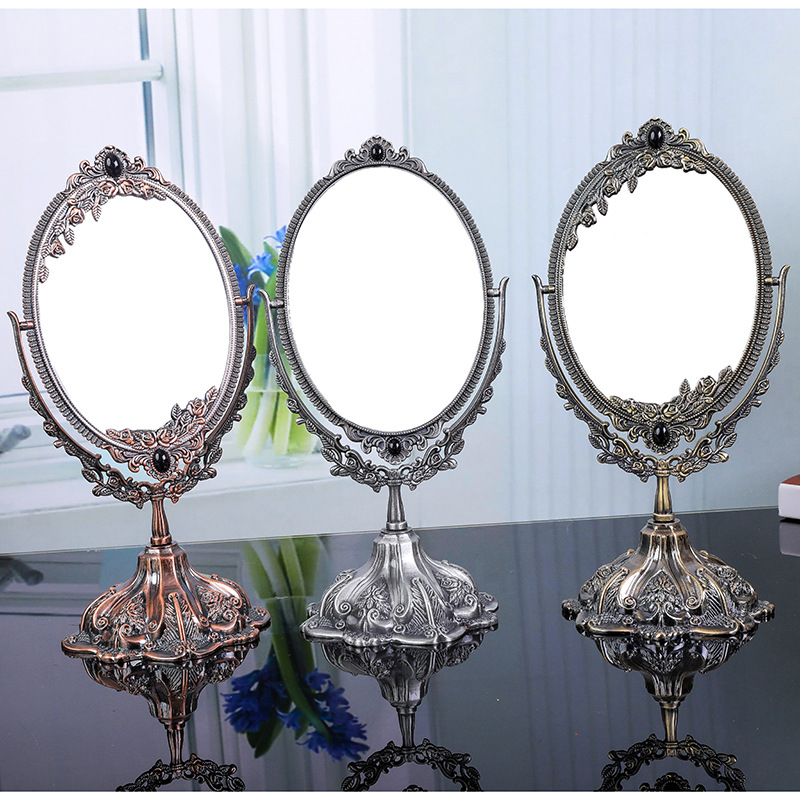 Tech Room Accessories - European Retro Makeup Mirror for Dressing