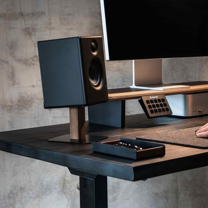 Black Walnut Speaker Stand Des - Tech Room Accessories recension och pris