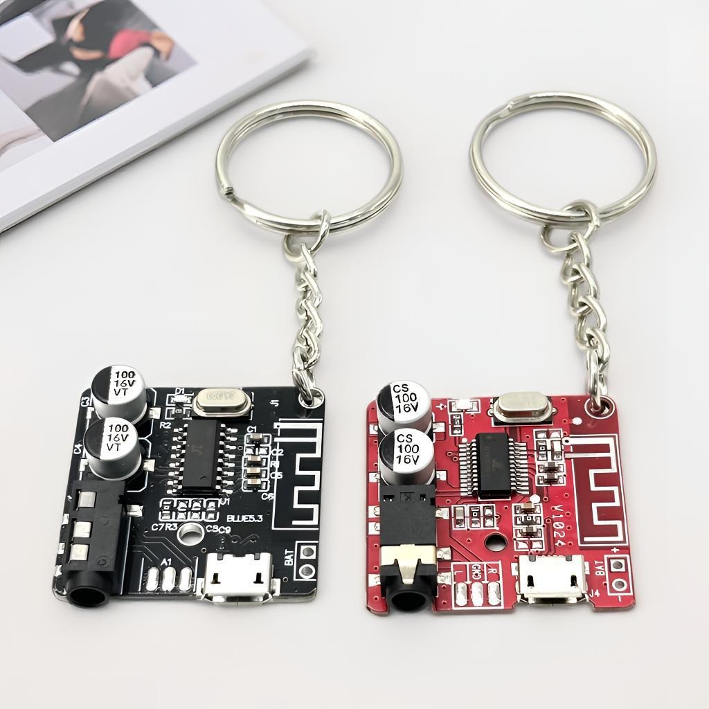 Retro Tech Aesthetic PCB and M - Tech Accessories Key recension och pris