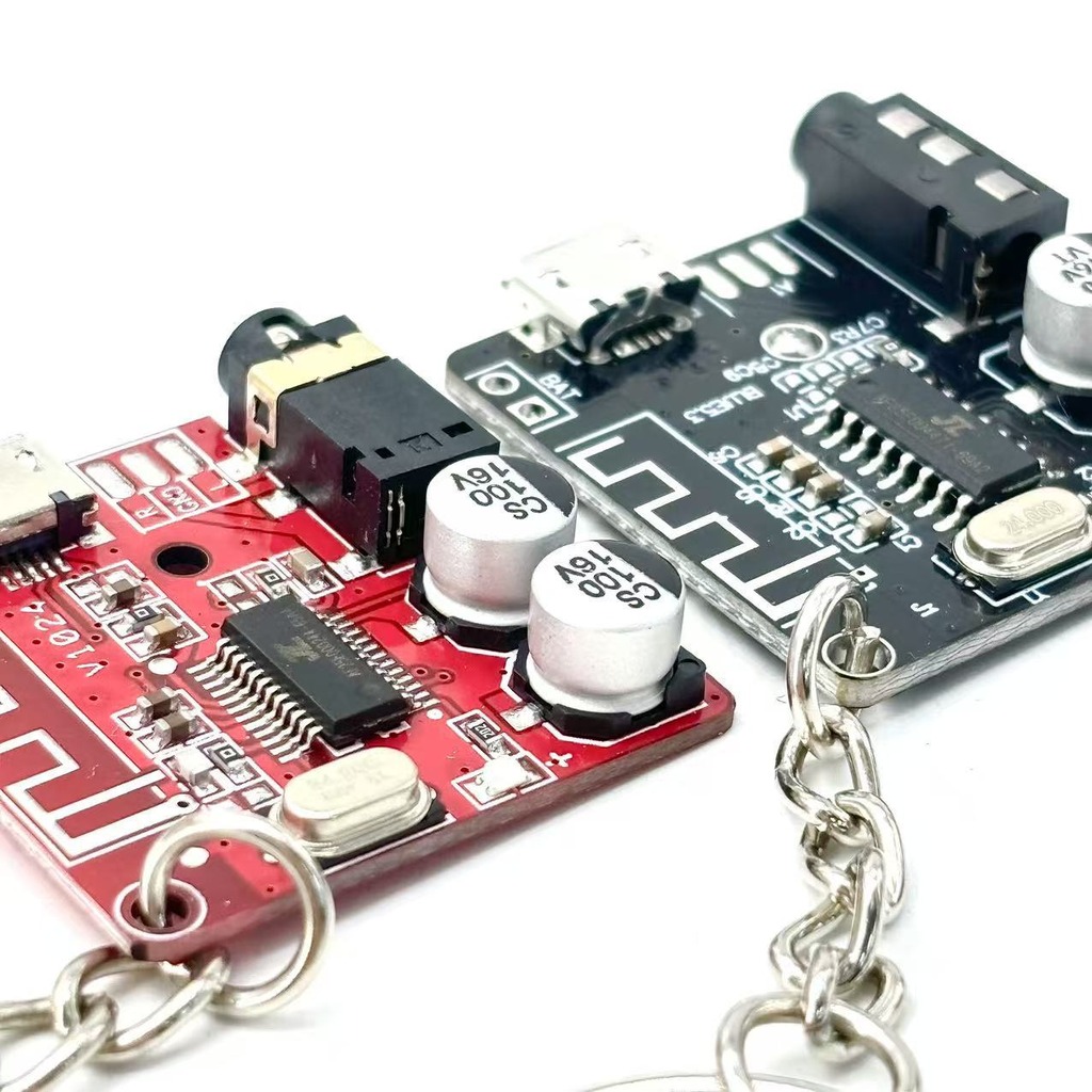 Retro Tech Aesthetic PCB and M - Tech Accessories Key recension och pris