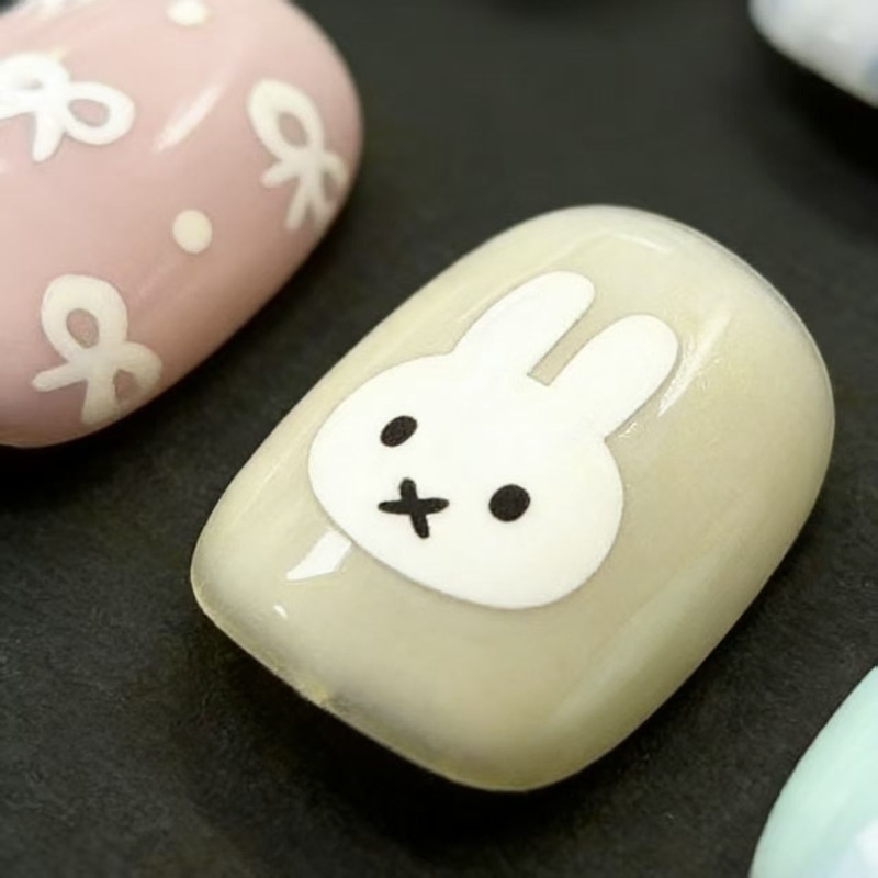 Miffy Bunny | Soft & Fluffy Ma - Nail Tech Accessories recension och pris